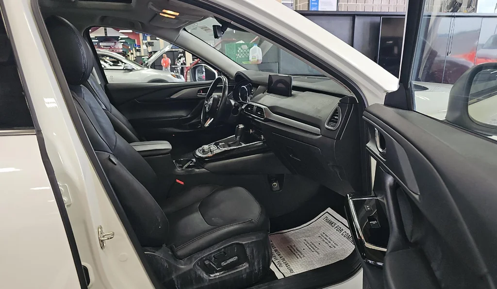 Used 2023 White Mazda Touring Plus image 14