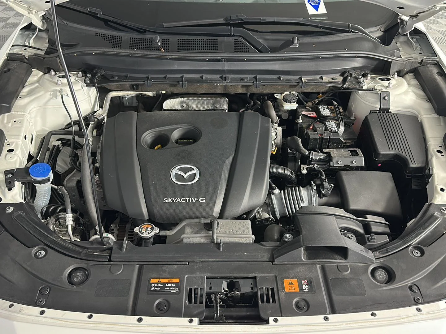 Used 2021 Snowflake White Pearl Mazda Grand Touring image 16