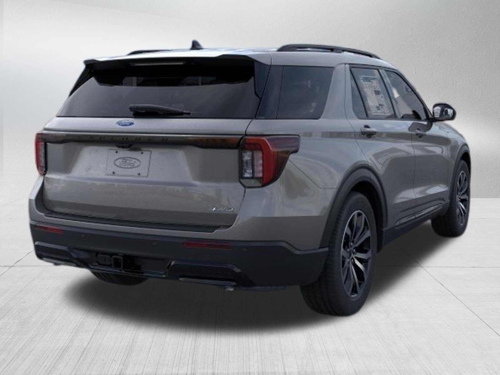 New 2026 Carbonized Gray Metallic Ford ST-Line image 8