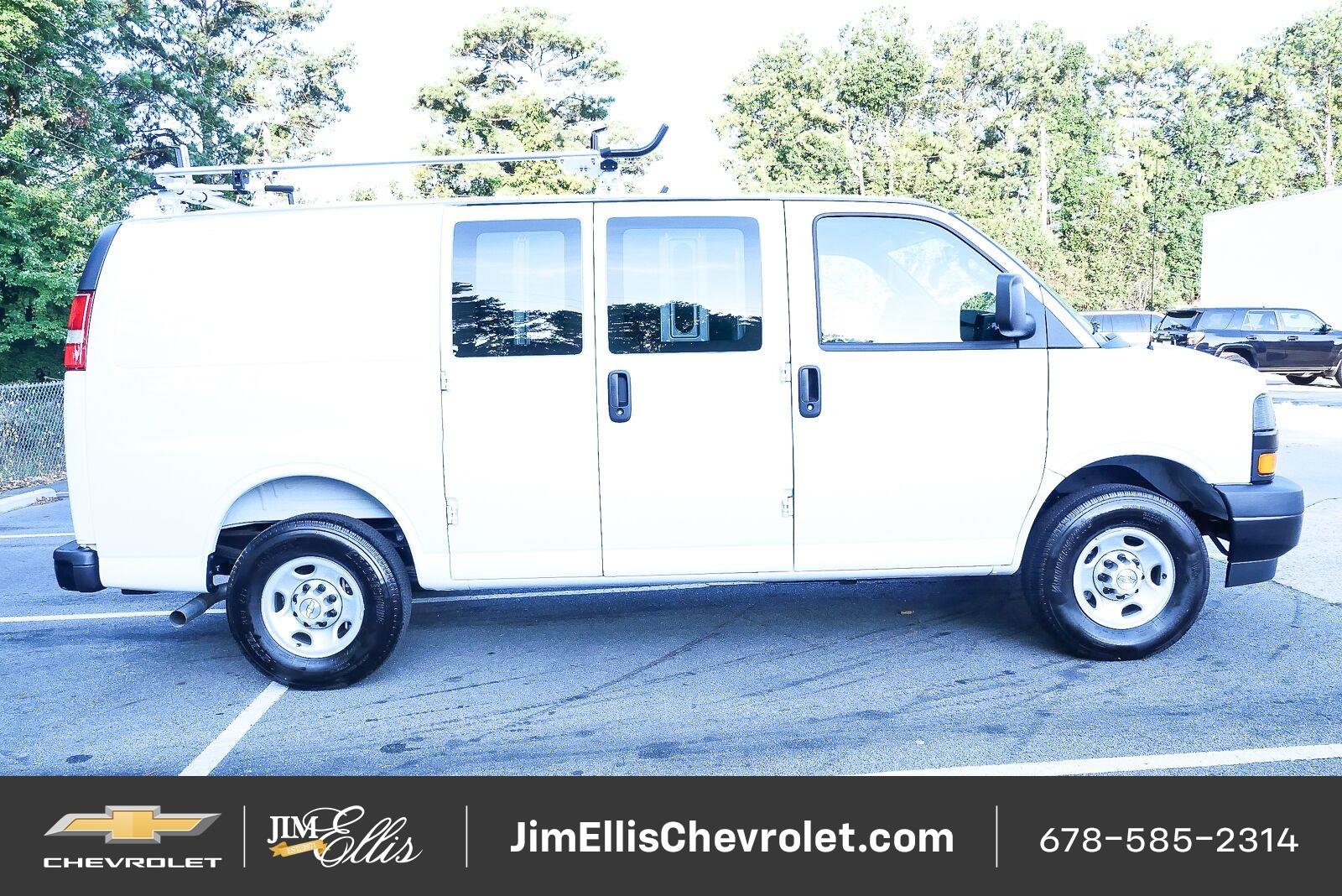 2025 Chevrolet Express Cargo Work Van - Photo 2