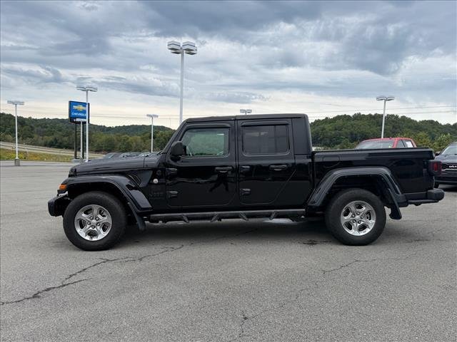 Used 2021 Black Clearcoat Jeep Freedom image 2