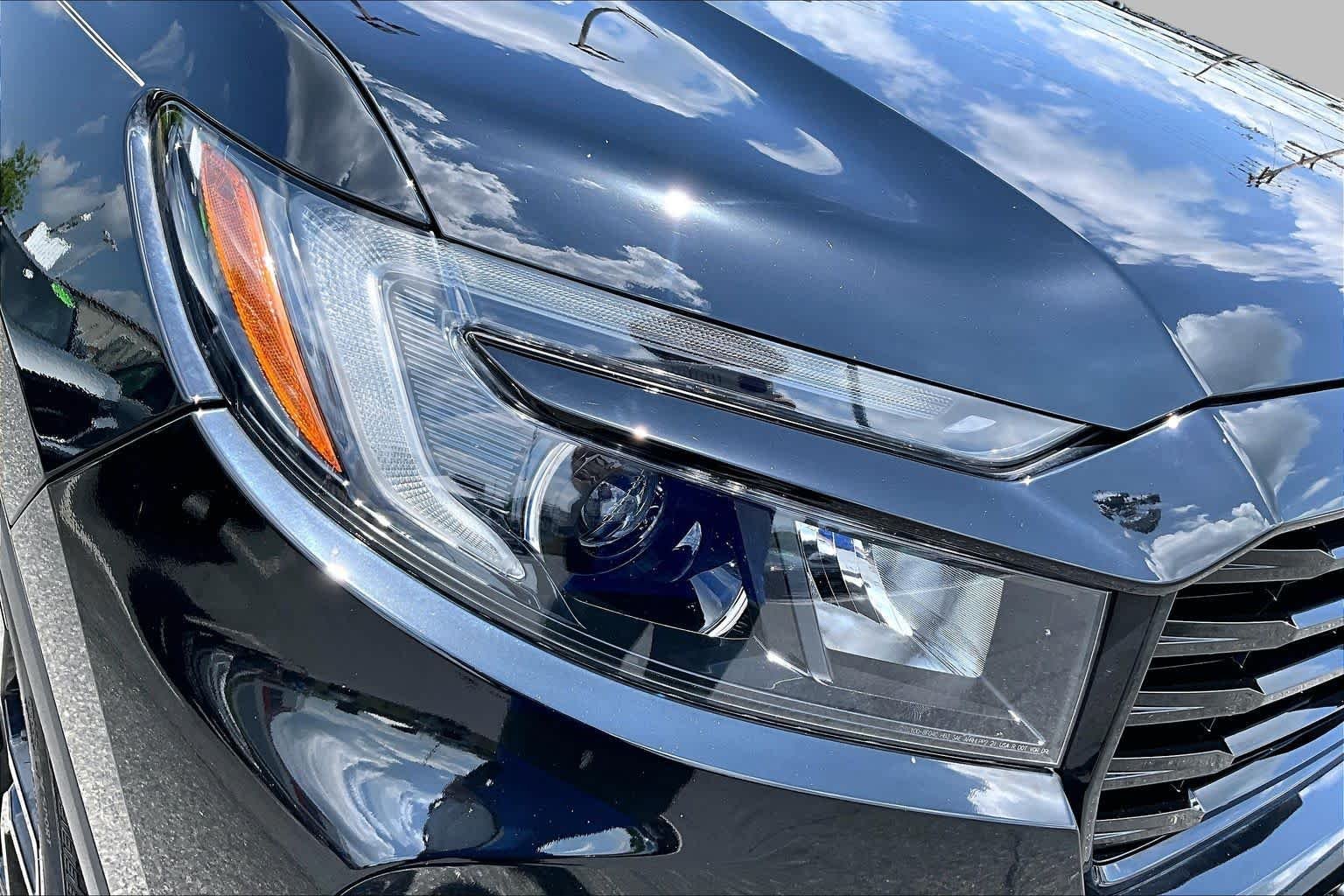 Used 2024 Crystal Black Pearl Honda Black Edition image 28
