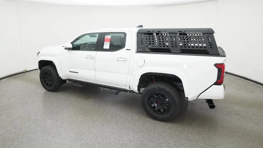 2025 Toyota Tacoma SR5 - Photo 30