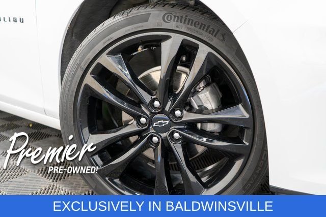 Used 2025 White Chevrolet LT image 8