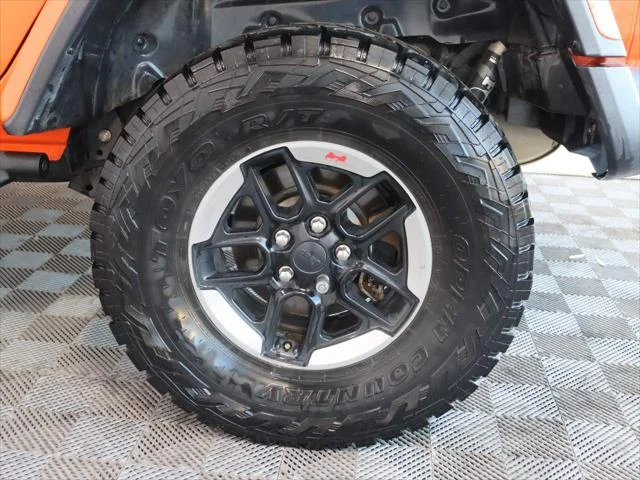Used 2018 Orange Jeep Rubicon 4x4 image 18