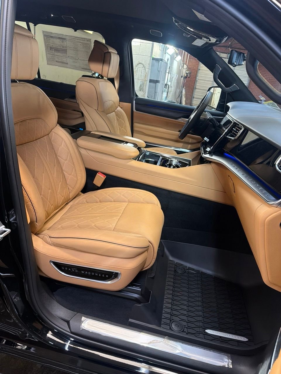 New 2026 High Gloss Black Exterior Paint Jeep Summit Reserve image 26