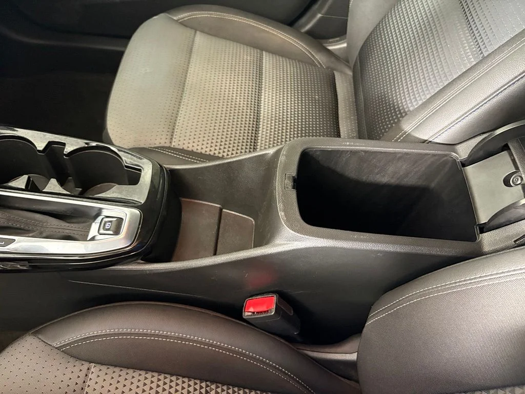 Used 2025 Gray Chevrolet LT image 31