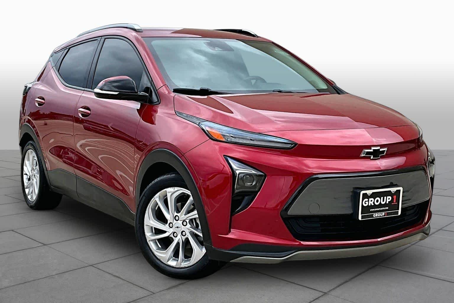 Used 2022 Chevrolet Bolt EUV LT with VIN 1G1FY6S05N4128522 for sale in Houston, TX
