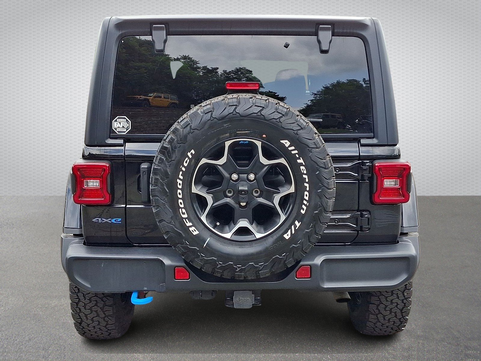 Certified Used 2023 Black Clearcoat - PX8 Jeep Rubicon 4x4 image 5