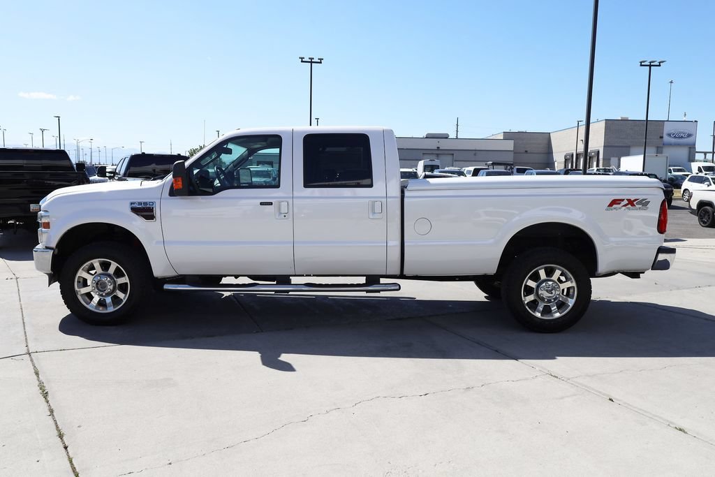 Used 2010 White Ford  image 3