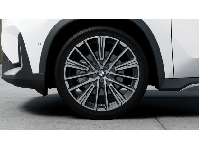 New 2027 Mineral White Metallic BMW  image 7