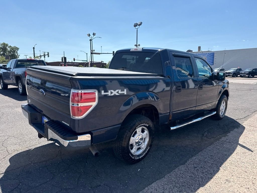 Used 2013 Blue Ford XLT image 13