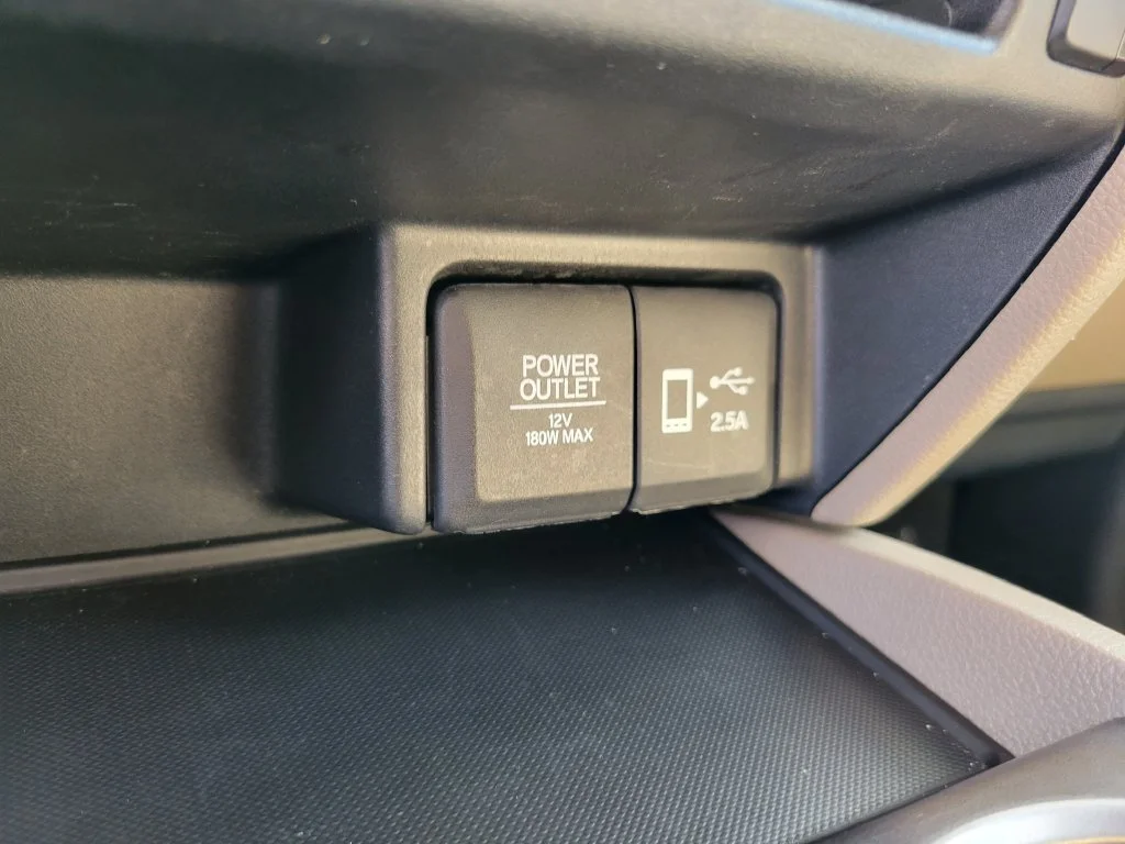 Used 2020 White Honda EX-L image 34
