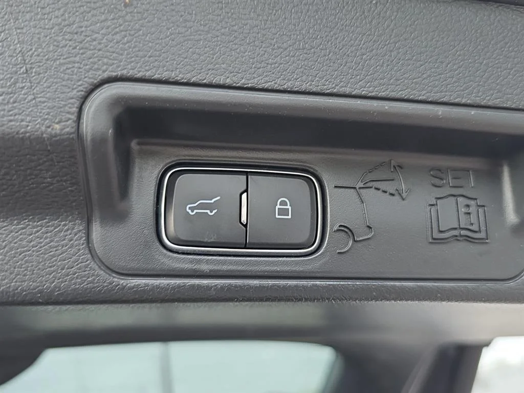 Used 2022 Carbonized Gray Ford XLT image 6