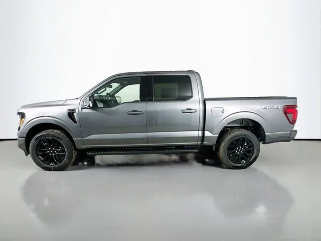 New 2026 Carbonized Gray Metallic Ford XLT image 4