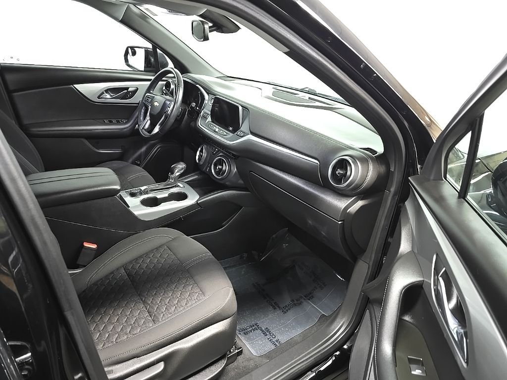 Used 2020 Black Chevrolet LT image 15
