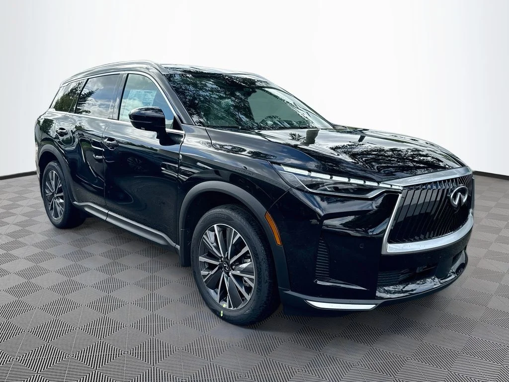 New 2027 MINERAL BLACK INFINITI Luxe FWD image 3