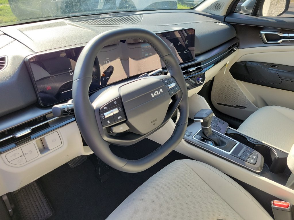New 2026 Gravity Gray Kia EX image 23