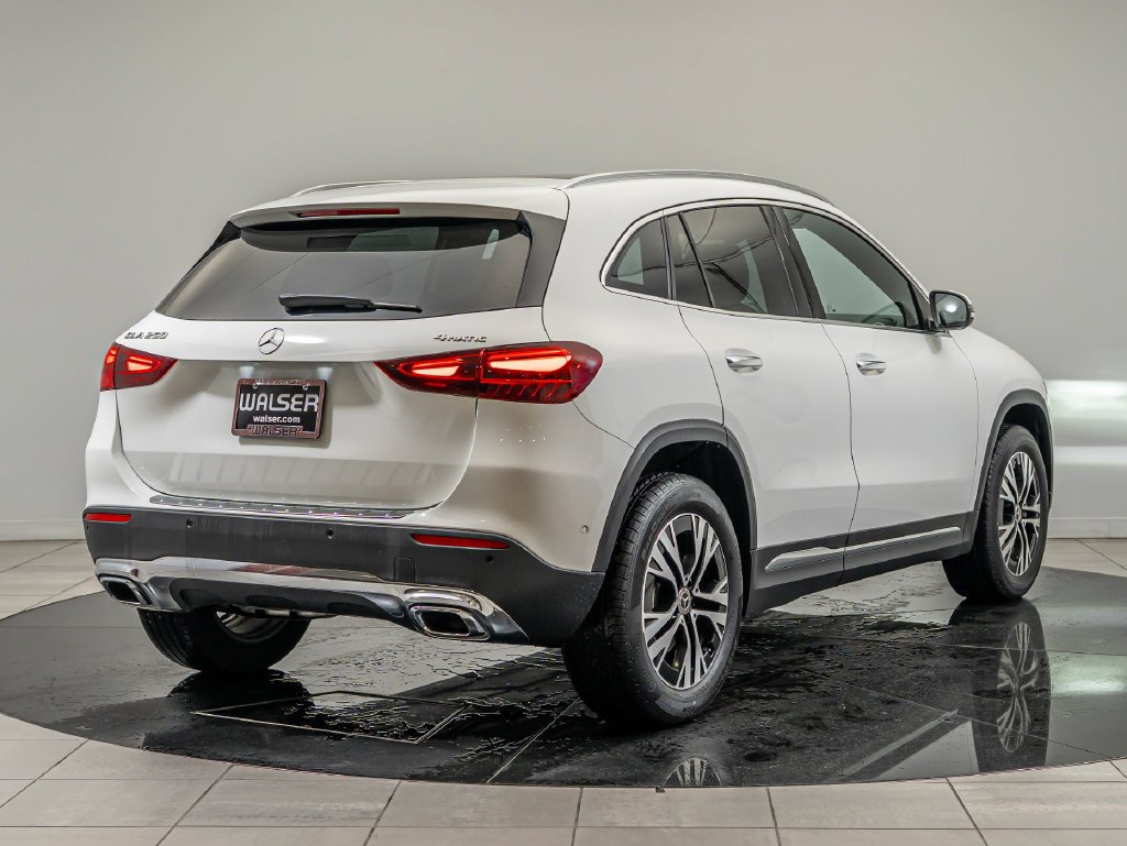 Used 2026 Polar White Mercedes-Benz GLA 250 image 5