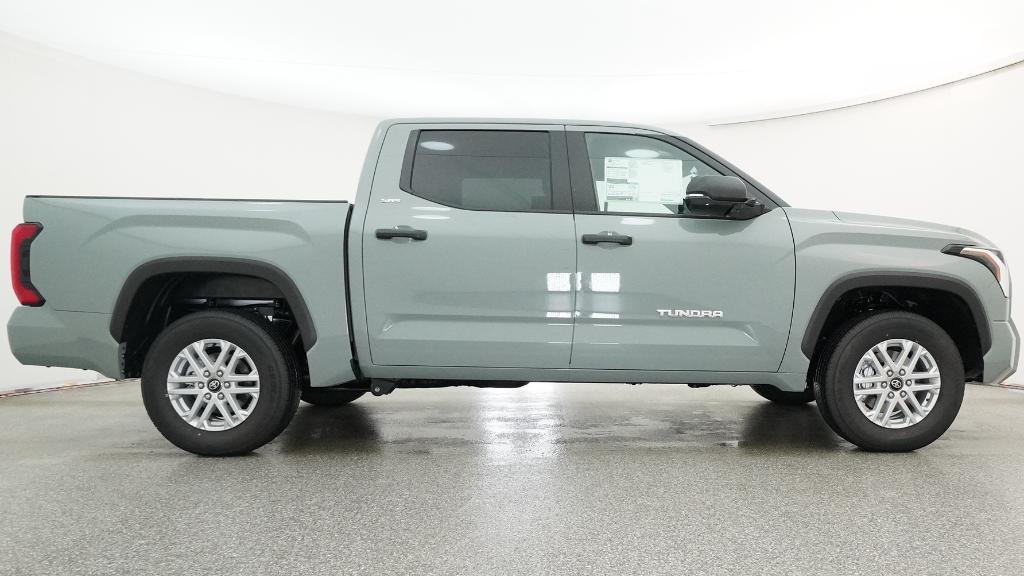 New 2026 Lunar Rock Toyota SR5 image 19