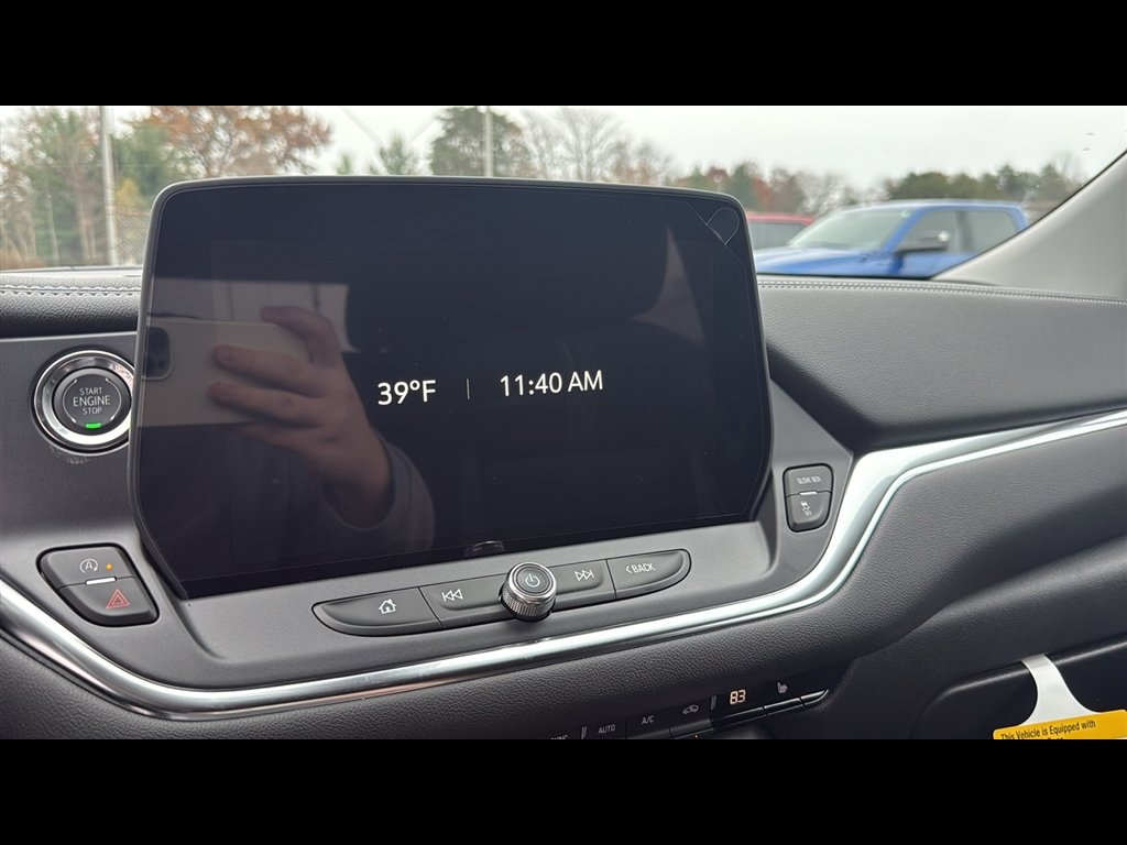 New 2026 Summit White Chevrolet 2LT image 18