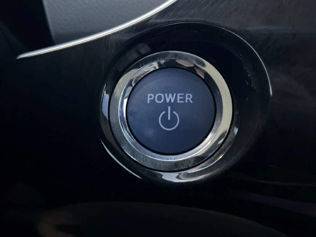 Used 2017 Red Toyota Four image 17