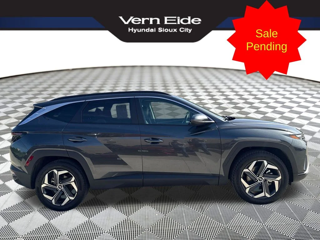 Used 2024 Gray Hyundai SEL image 6