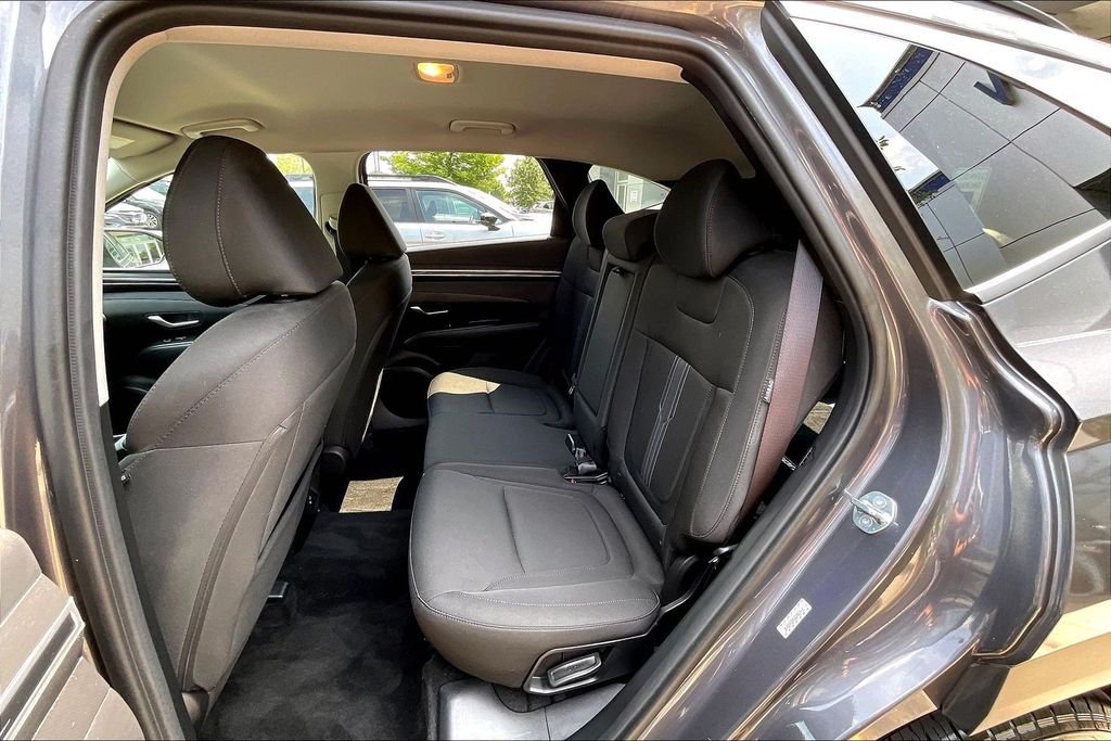 Used 2024 Gray Hyundai SEL image 29