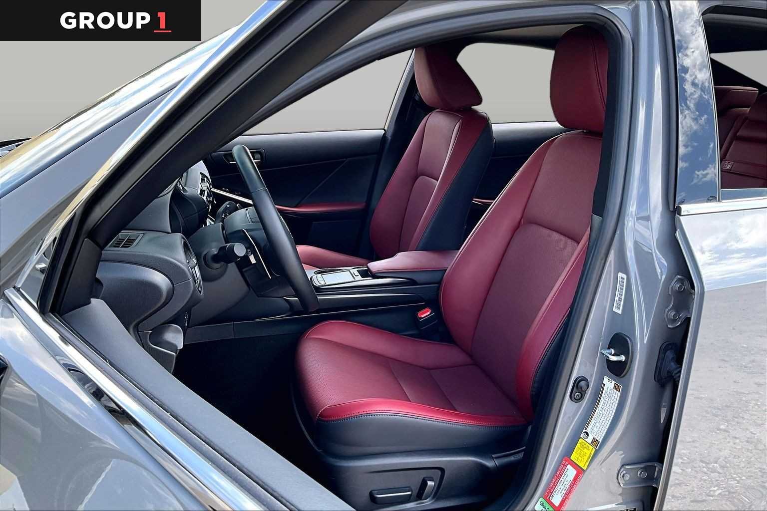 Used 2025 Incognito Lexus F SPORT Design image 7