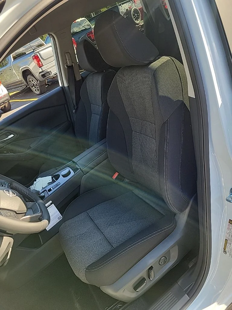 2026 Nissan Rogue SV - Photo 17