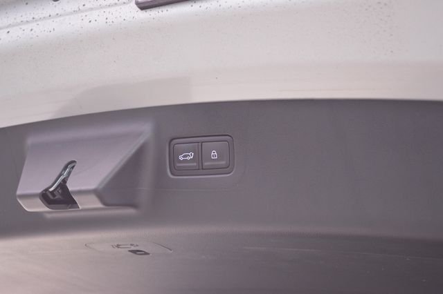 2026 Hyundai Santa Fe SE - Photo 18
