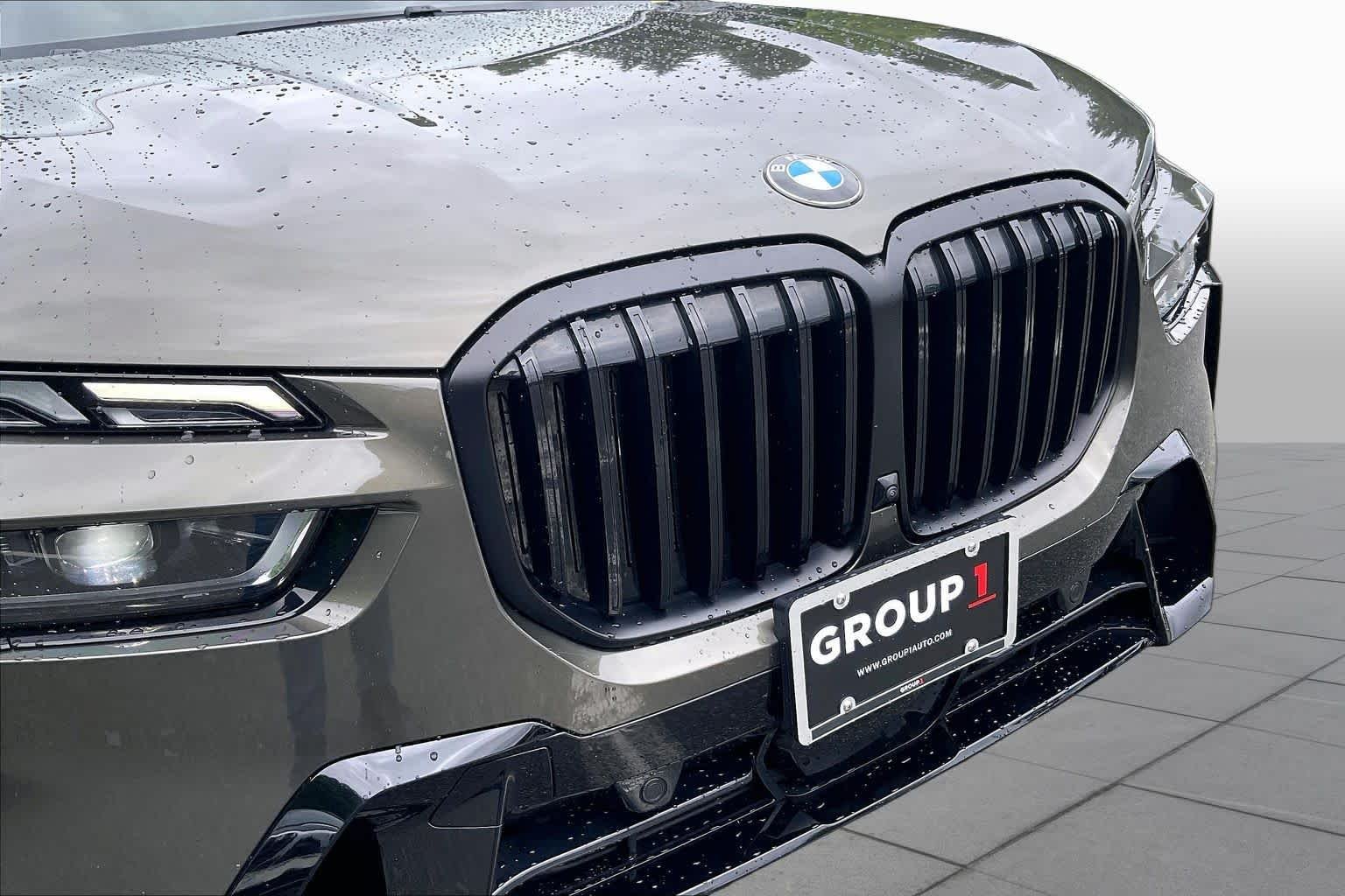 Used 2024 Manhattan Green Metallic BMW xDrive40i image 31
