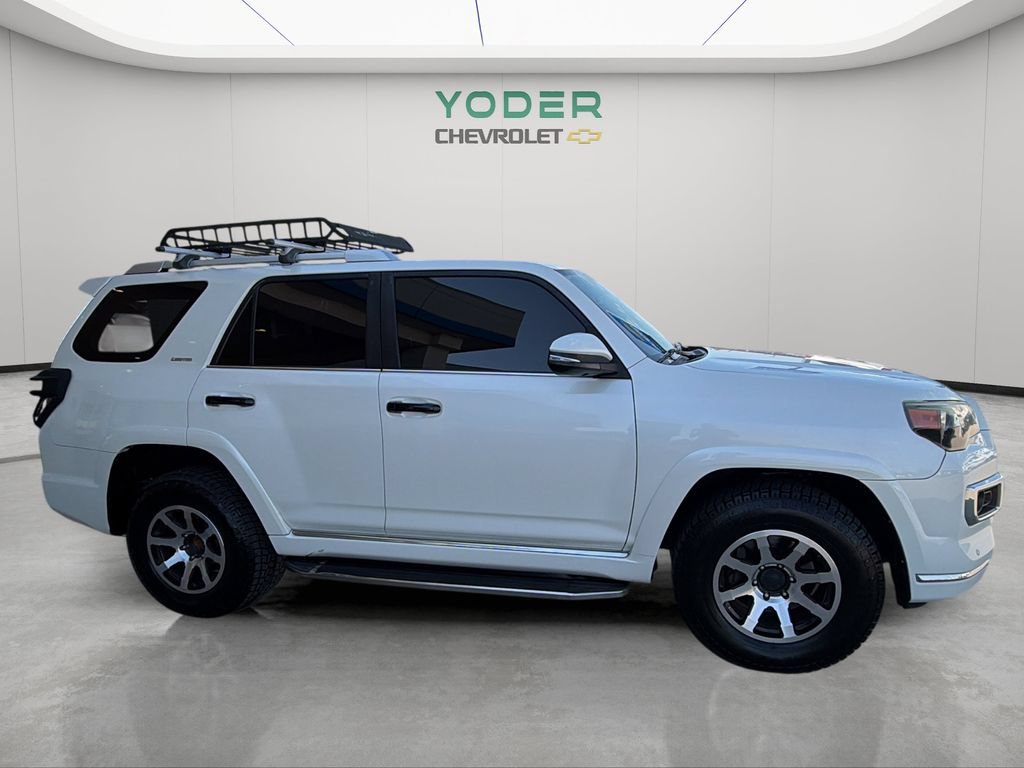 Used 2014  Toyota Limited image 3