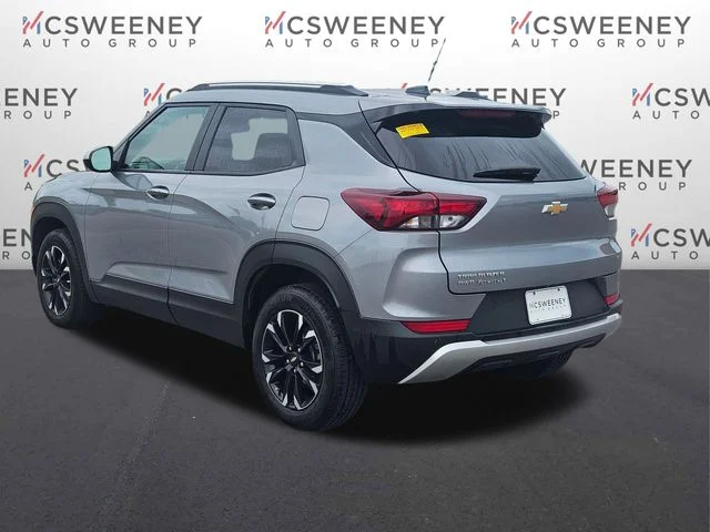 Used 2023 Gray Chevrolet LT image 3
