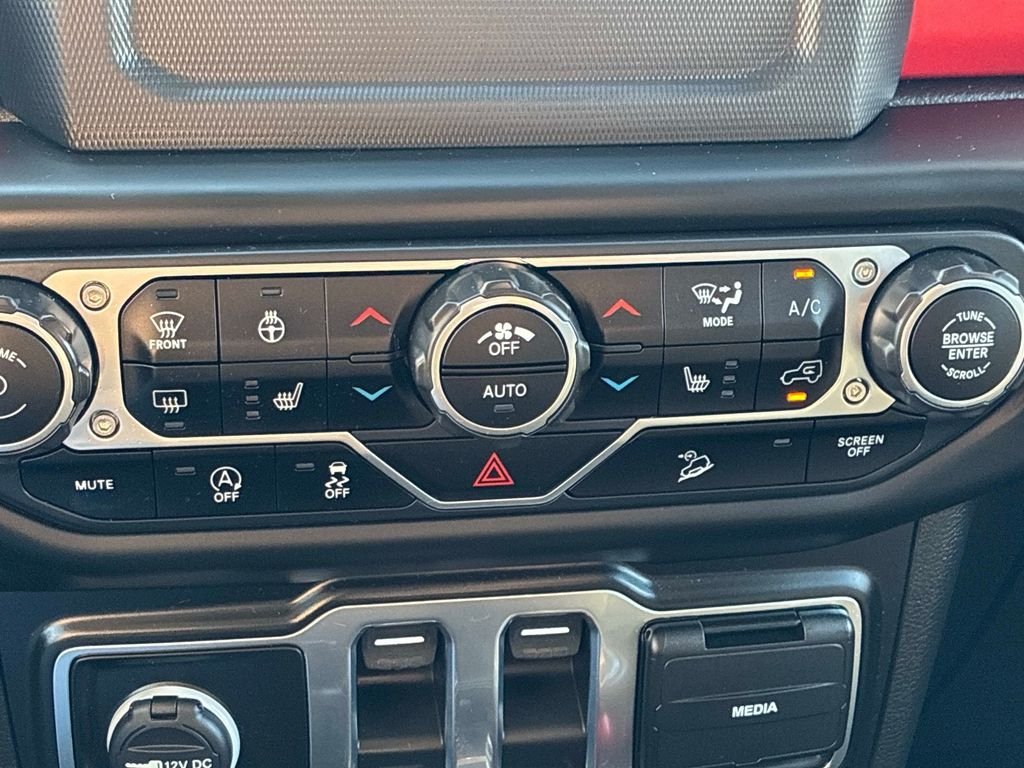 Used 2020 Blue Jeep Rubicon image 28