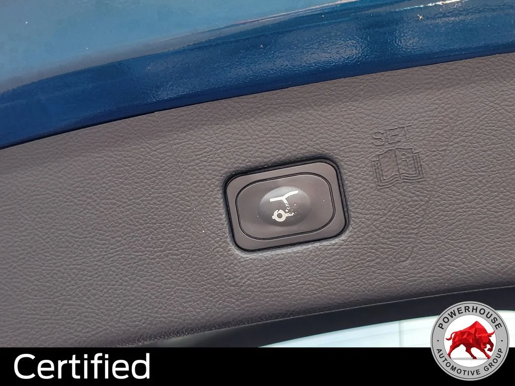 Used 2020 Green Ford Titanium image 15