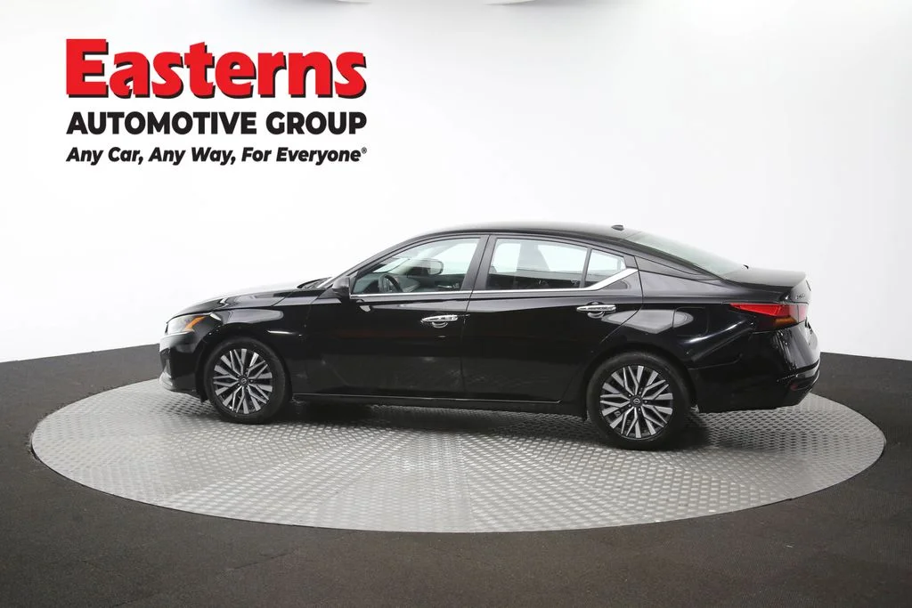 Used 2024 Black Nissan 2.5 SV image 61