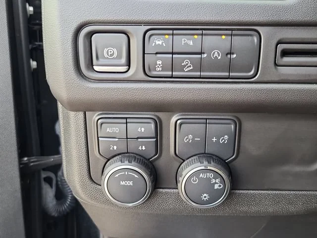 Used 2024 Black Chevrolet Premier image 26
