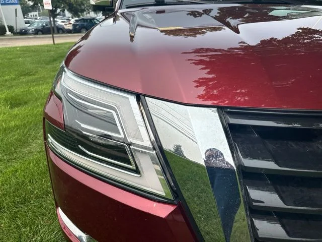 Used 2024 Red Nissan Platinum image 3