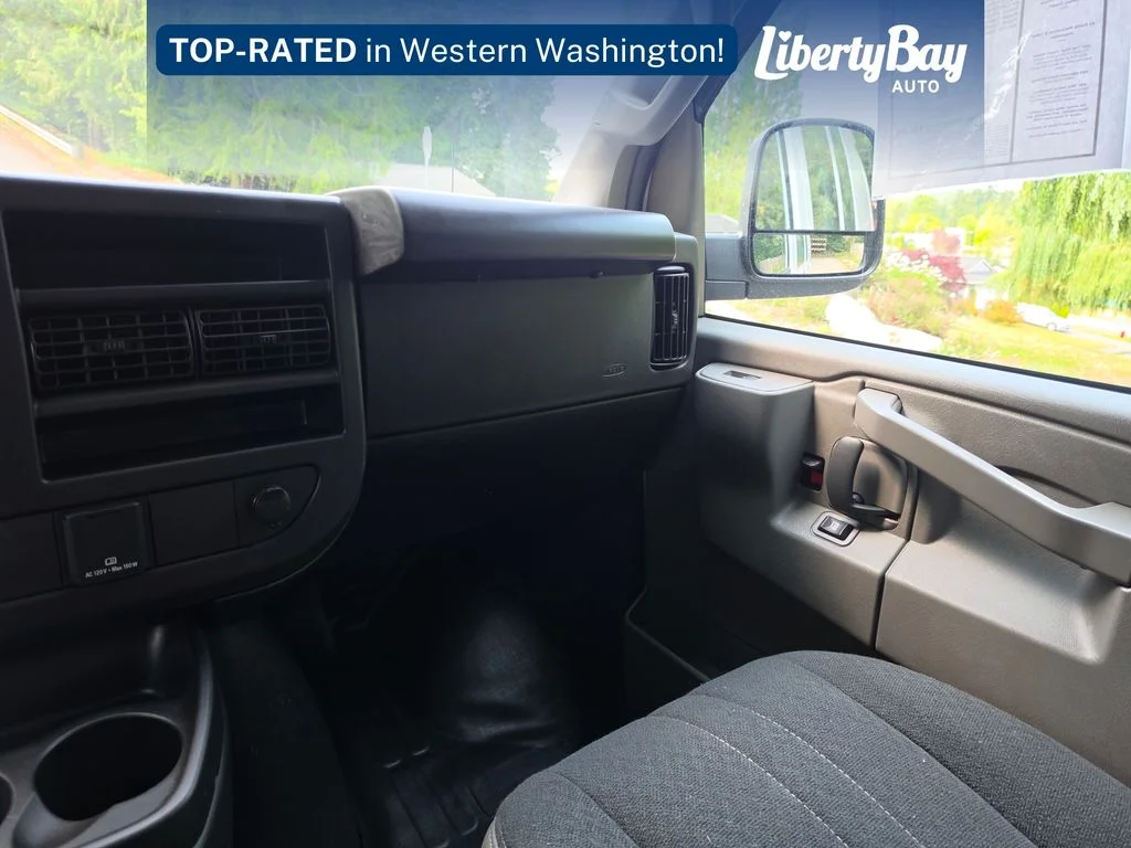 Used 2024 White Chevrolet Work Van image 16
