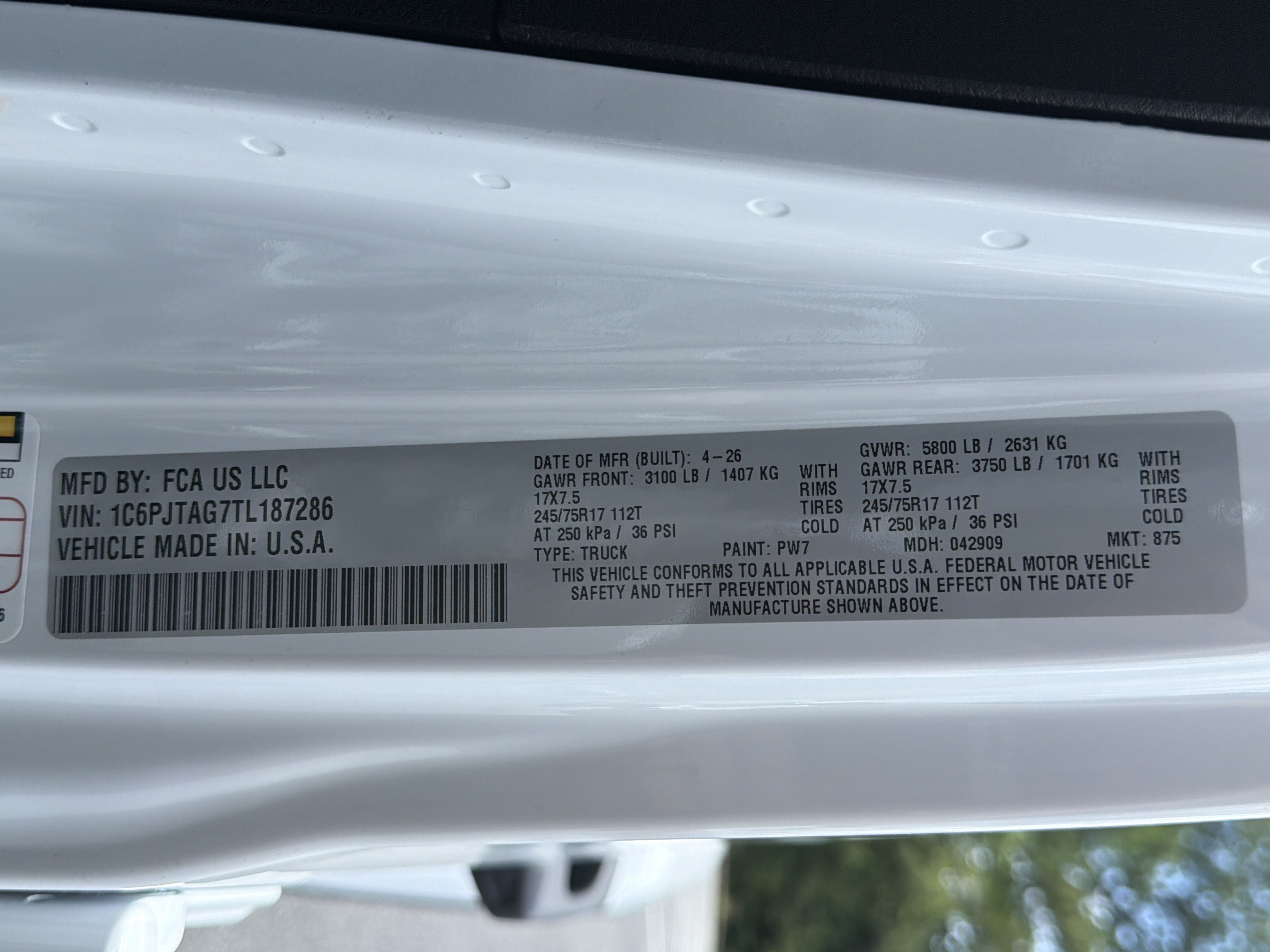 New 2026 Bright White Clear-Coat Exterior Paint Jeep Sport S image 38