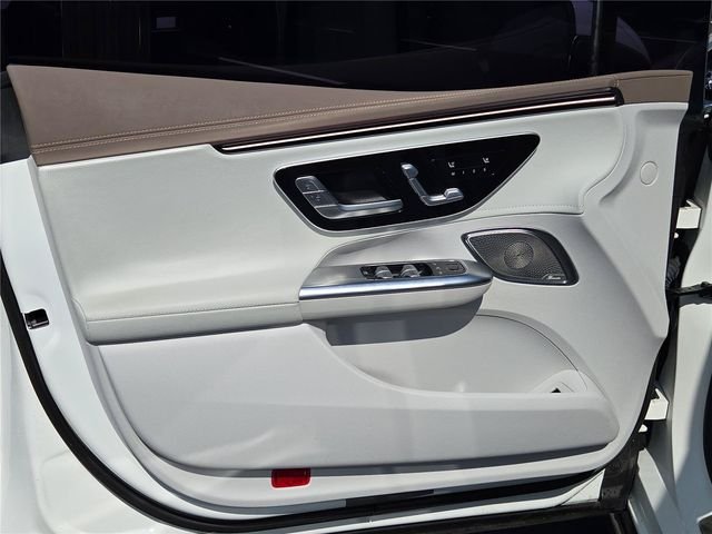 Used 2023  Mercedes-Benz 350+ Sedan image 15
