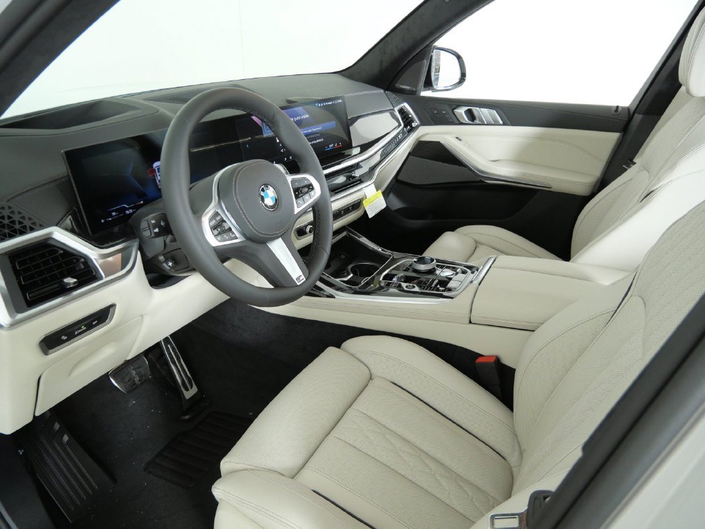 Used 2027 White BMW xDrive40i image 38