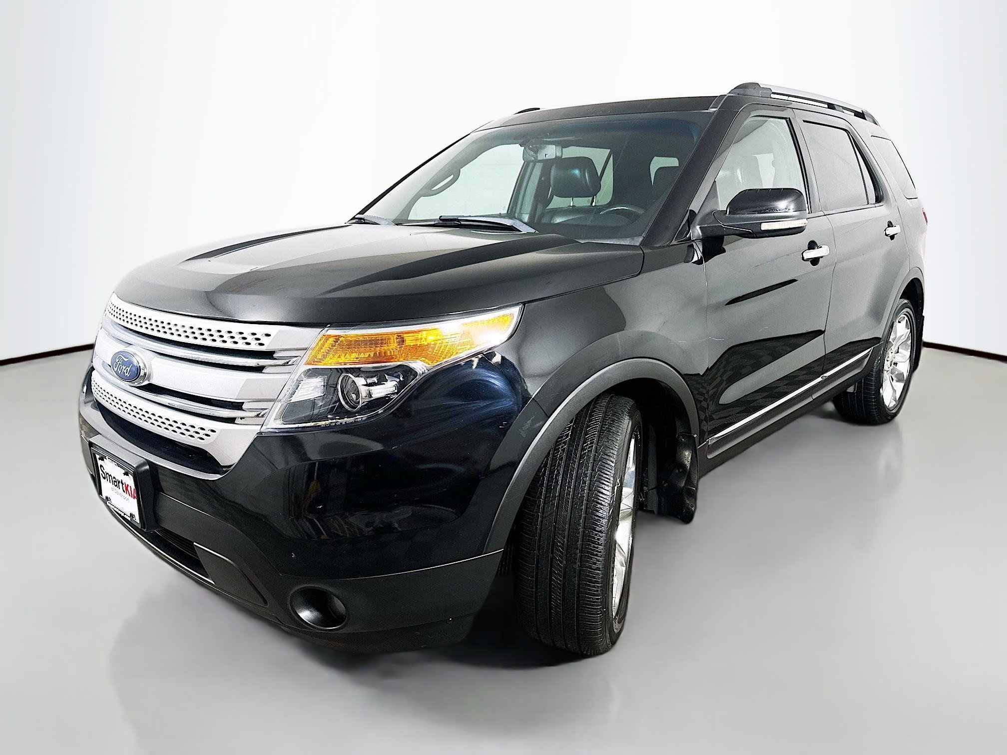 Used 2011 Black Ford XLT image 3