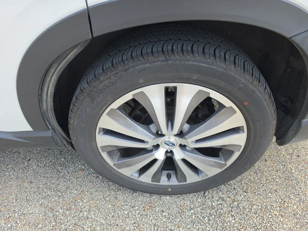 Used 2019 Crystal White Pearl Subaru Premium image 12