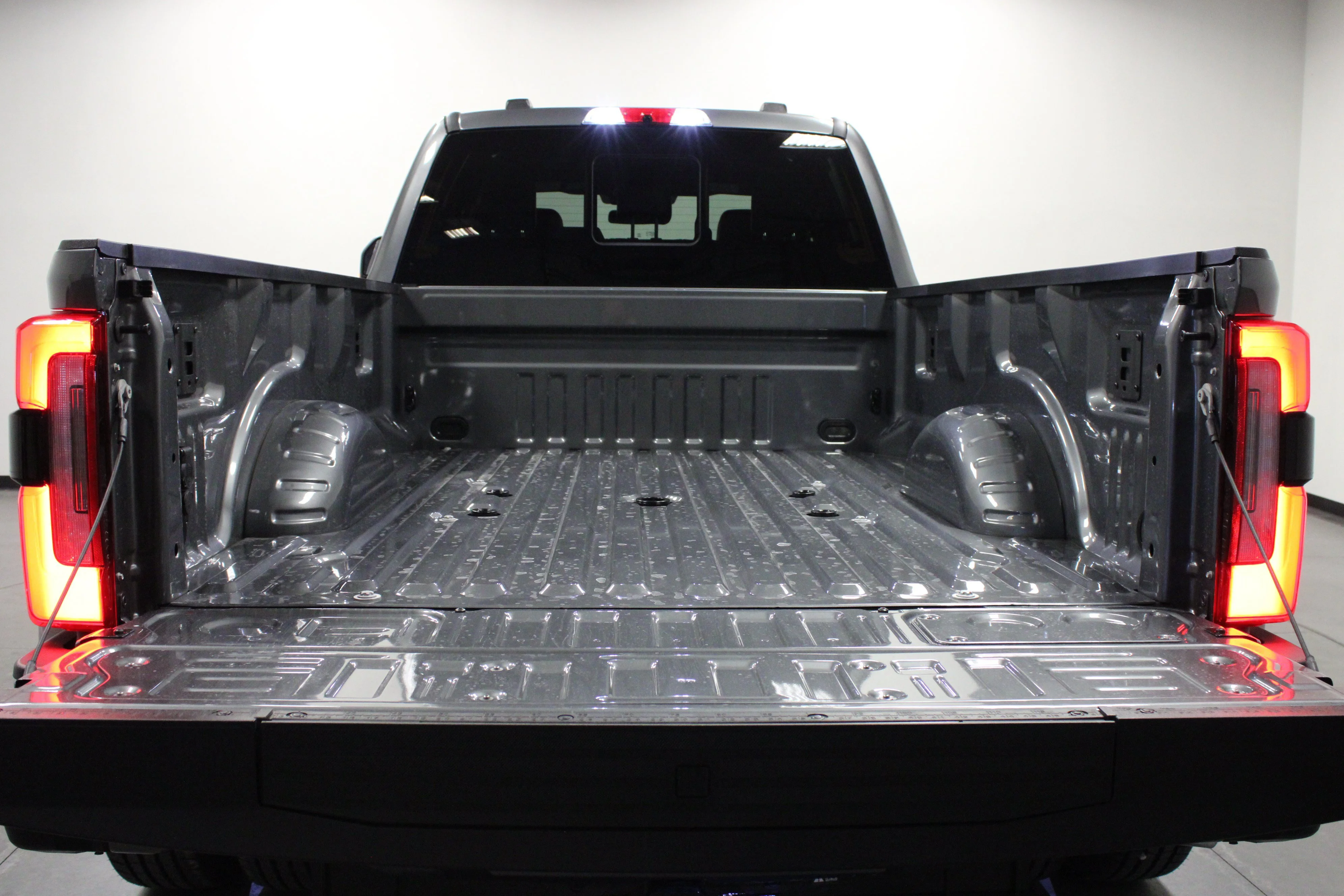 New 2026 Carbonized Gray Metallic Ford F-350® Platinum® image 14