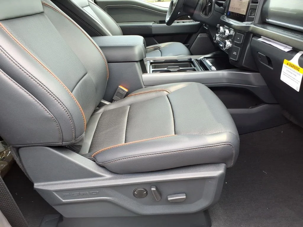 New 2026 Agate Black Metallic Ford F-250® Lariat® image 8