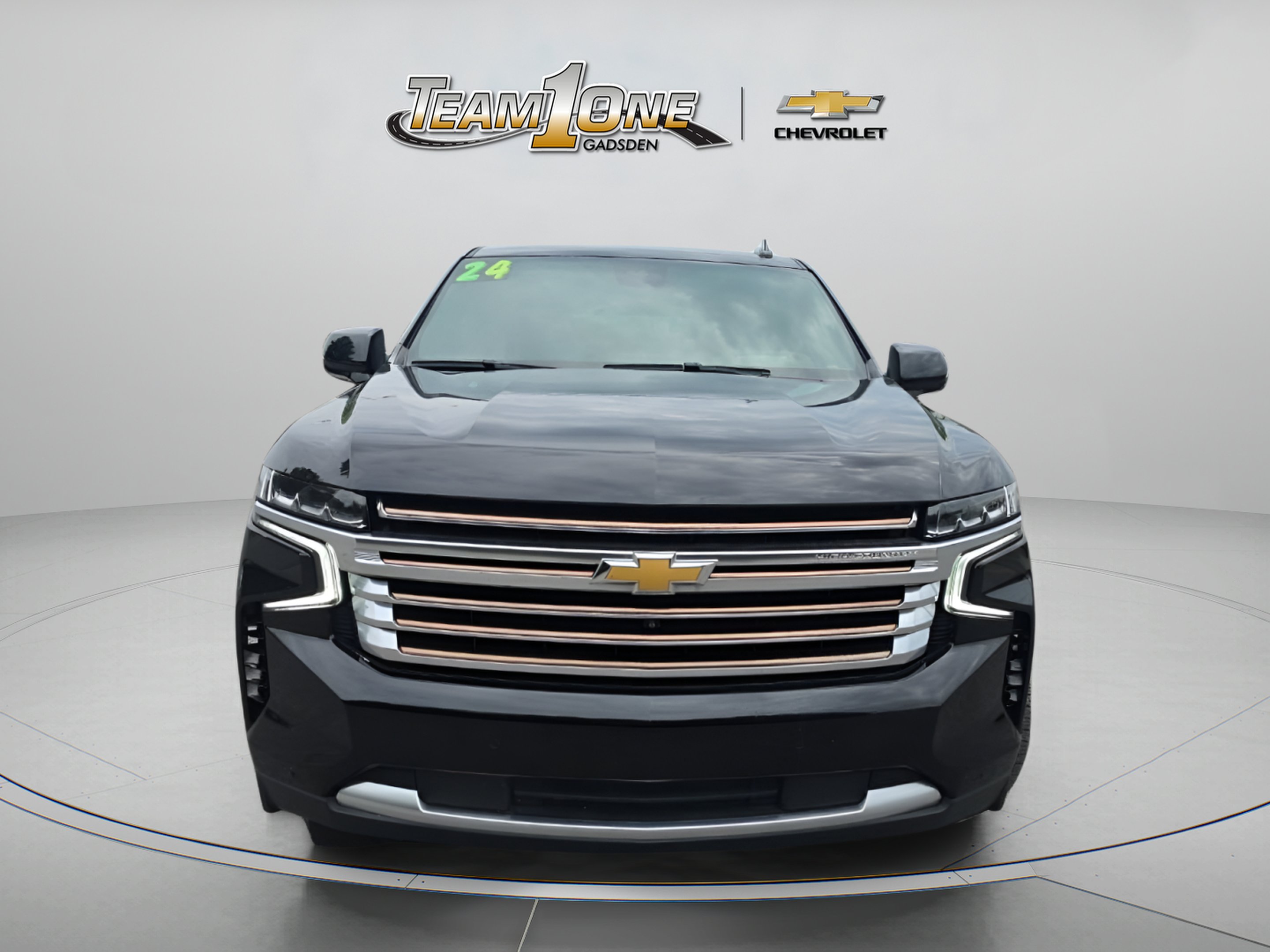 Used 2024 Black Chevrolet High Country image 2
