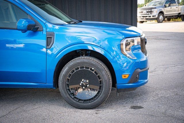 View vehicle photo 5