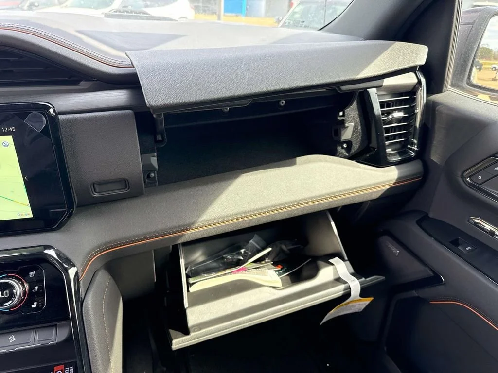 2025 GMC Sierra 1500 AT4 - Photo 46